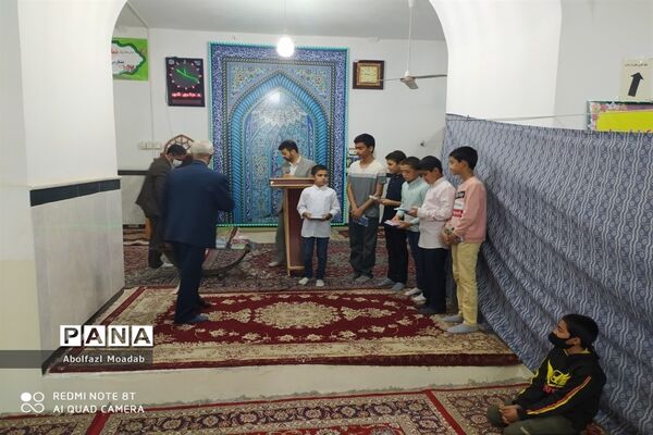 تجلیل از قاریان دانش‌آموز، خلیل آبادی