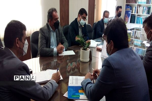 جلسات میز شهرستان‌ها و مناطق معاونت پرورشی و فرهنگی استان بوشهر