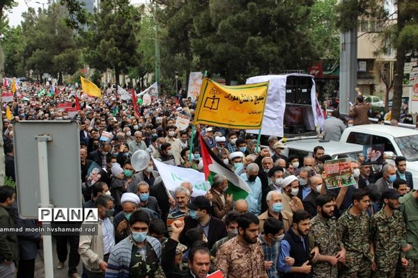 حضور گسترده فرهنگیان و دانش‌آموزان قزوینی در راهپیمایی روز قدس