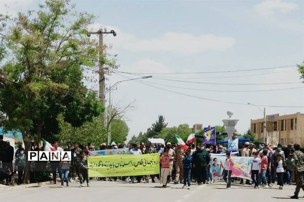 حضور دانش‌آموزان پیشتاز سازمان دانش‌آموزی سرچهان در راهپیمایی روز قدس
