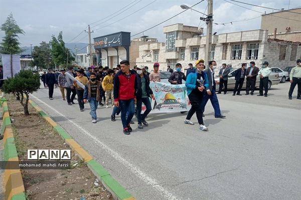 حضور گسترده دانش‌آموزان تشکیلات پیشتازان در راهپیمایی روز قدس