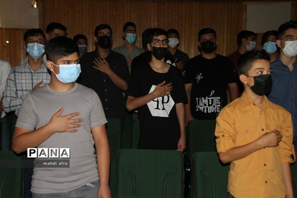 برگزاری جشن تکلیف دانش‌آموزان دبیرستان شهید‌باهنر شهرستان بهبهان