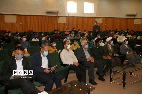 برگزاری جشن تکلیف دانش‌آموزان دبیرستان شهید‌باهنر شهرستان بهبهان