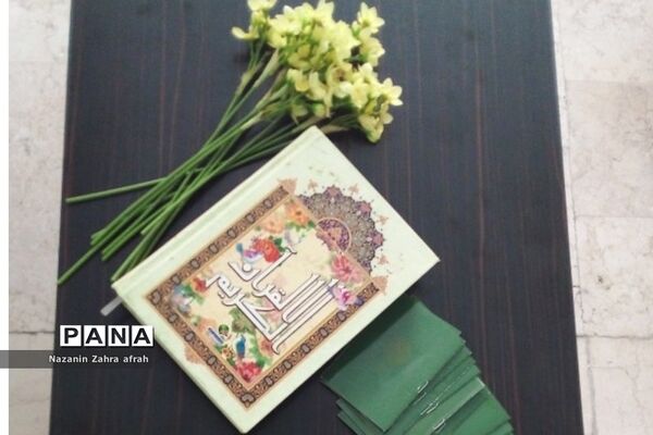 برگزاری محفل انس با قرآن و نشست‌های دینی در مدرسه سما رودهن