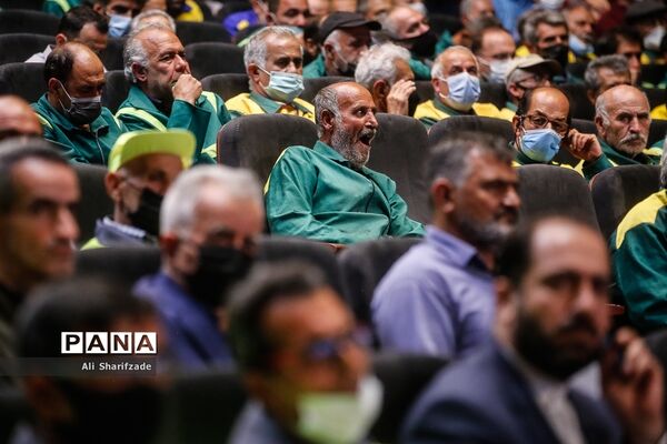 مراسم تجلیل از کارگران شهرداری تهران