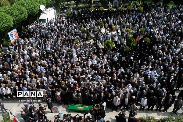 مراسم تشییع نادر طالب‌زاده