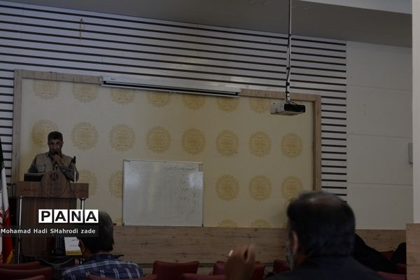 دوره ضمن خدمت اردویی در اردوگاه مدافعان حرم ناحیه یک مشهد