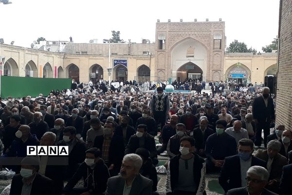 حضور پیشتازان نیشابور در نماز عید فطر