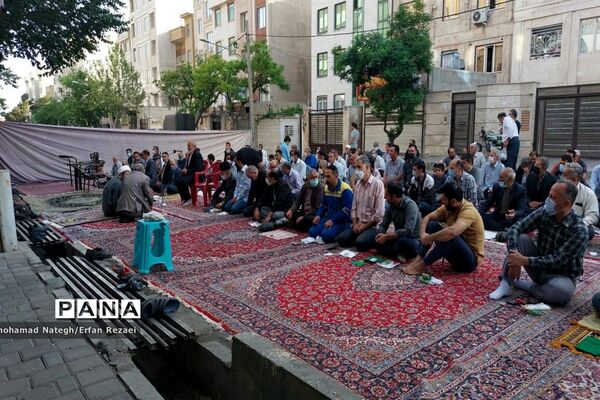 برپایی نماز عید سعید فطر در مساجد منطقه ۱۵
