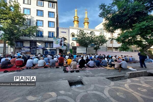 برپایی نماز عید سعید فطر در مساجد منطقه ۱۵
