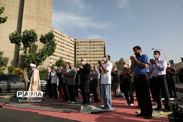 نماز عید سعید فطر در شهرک اکباتان