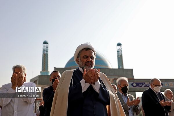 نماز عید سعید فطر در شهرک اکباتان