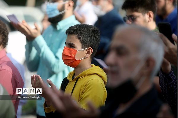 نماز عید سعید فطر در شهرک اکباتان