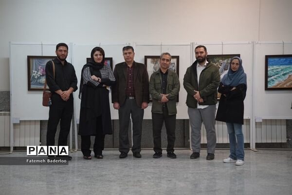 نمایشگاه نقاشی  در سالن فرهنگسرای آیت الله بهاری شهر بهار