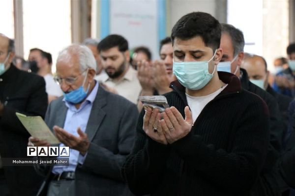 اقامه نماز عید سعید فطر در شهرستان قدس