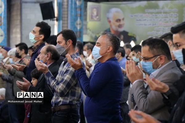 اقامه نماز عید سعید فطر در شهرستان قدس