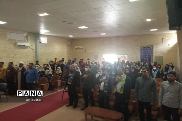 میثاق مربیان و دانش‌آموزان پیشتاز بخش فورگ داراب با ولایت