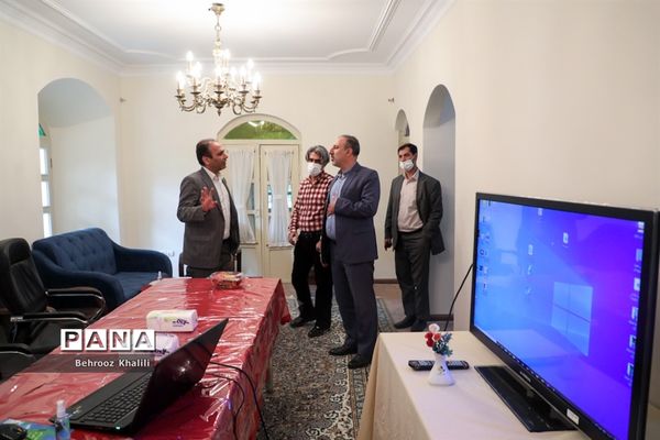 داوری آثار معلمان هنرمند