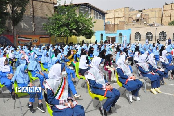 افتتاح طرح بسته امنیت غذایی(باغ) دانش‌آموزان مدارس کم برخوردار در کرج