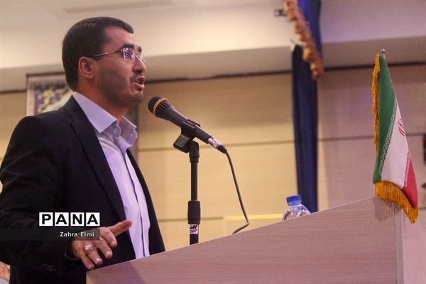 مراسم تکریم و معارفه مدیرکل آموزش و پرورش آذربایجان شرقی