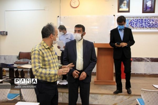 بازدید از دبیرستان تیزهوشان به مناسبت روز سمپاد