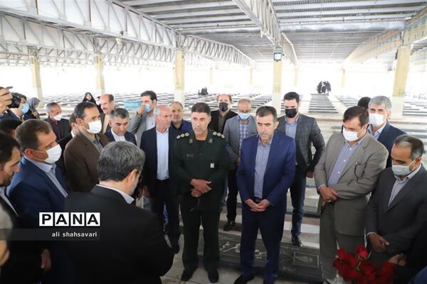 آیین غبارروبی و گلباران مزار مطهر شهدا به‌مناسبت هفته بزرگداشت مقام معلم
