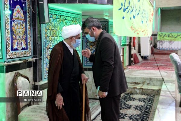 حضور مدیرکل آموزش و پرورش شهرستان‌های استان تهران در نماز جمعه اسلامشهر