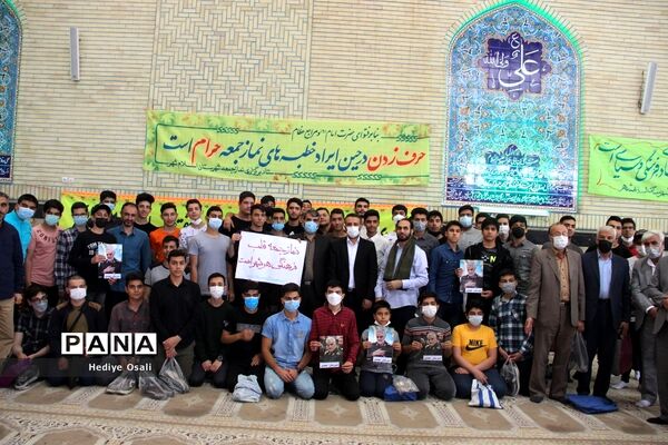 حضور مدیرکل آموزش و پرورش شهرستان‌های استان تهران در نماز جمعه اسلامشهر