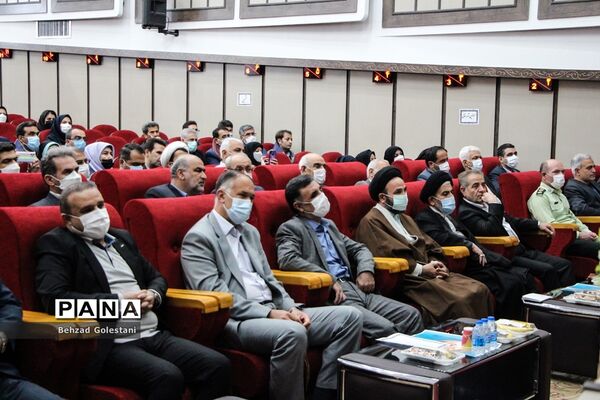 آیین گرامیداشت جلوه‌های ویژه معلمی در ارومیه