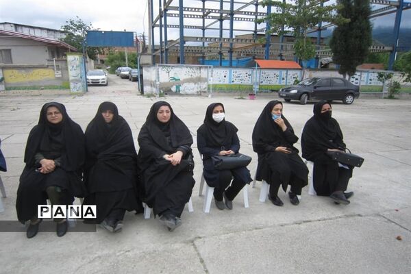 مراسم گرامیداشت مقام معلم و هفته سلامت در دبستان تربیت شهرستان گلوگاه