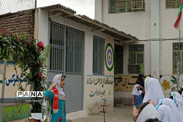 مراسم گرامیداشت مقام معلم و هفته سلامت در دبستان تربیت شهرستان گلوگاه