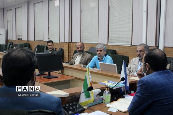 جلسه کارشناسان و مدرسین سازمان دانش‌آموزی قم