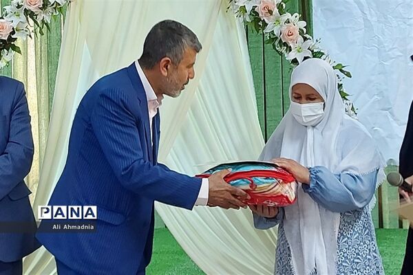 مراسم تجلیل از معلمان در بهارستان‌دو