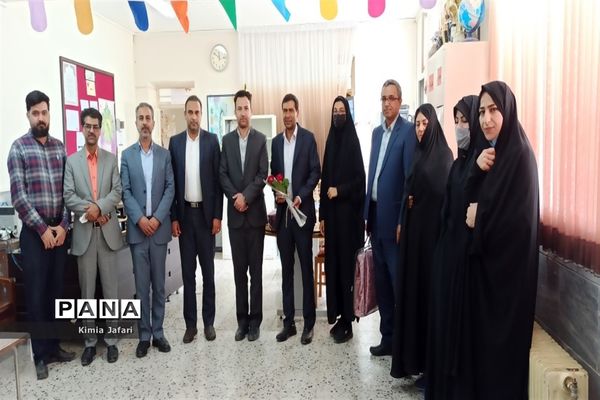 دیدار با دبیران آزاده و جانباز و ایثارگر به مناسبت هفته گرامیداشت مقام معلم