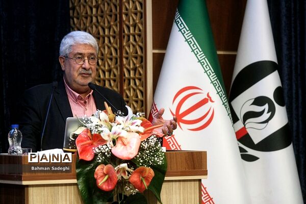 نشست تخصصی تبیین برنامه‌ها و سیاست‌های راهبردی ستاد مبارزه با مواد مخدر