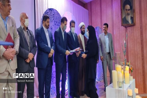 جشن تجلیل از معلمان نمونه شهرستان شوش