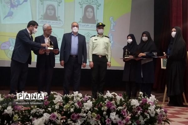 تجلیل ازمدیران و معلمان در شهرری