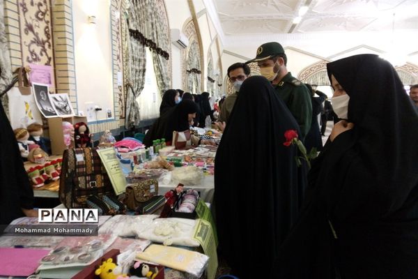 برگزاری مراسم گرامیداشت مقام معلم شهرستان کاشمر