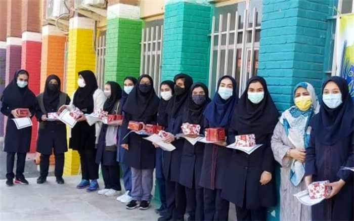 کسب رتبه‌های برتر قرآنی توسط دانش‌آموزان دبیرستان فاطمیه ناحیه یک کرج