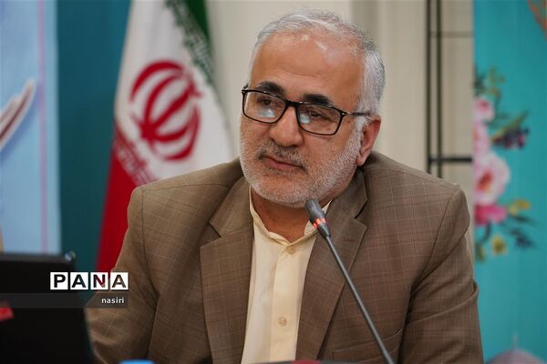 مراسم تجلیل از معلمان  سرآمد استان اصفهان
