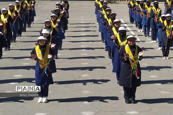 آیین سپاس معلم  سازمان دانش آموزی ملارد در دبیرستان شهید همت