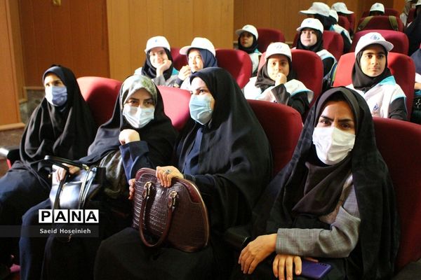 مراسم اختتامیه ششمین جشنواره سفیران سلامت در قم