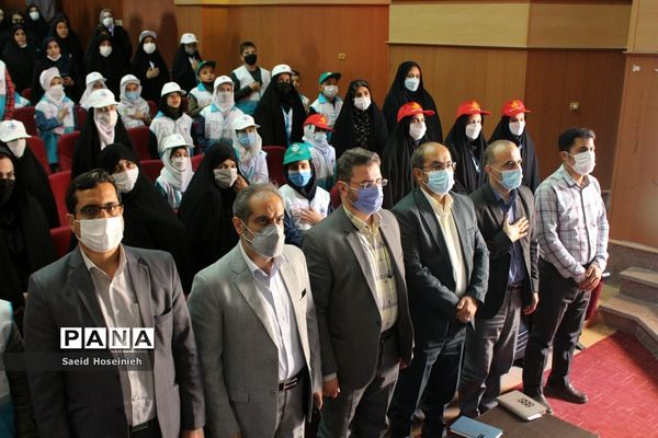 مراسم اختتامیه ششمین جشنواره سفیران سلامت در قم