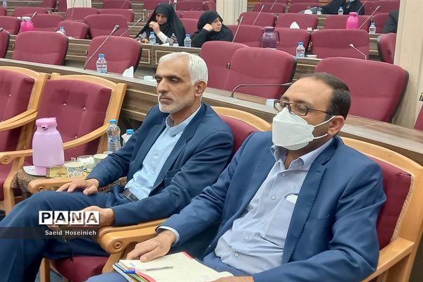 جلسه کارگروه پرورشی استان قم-2