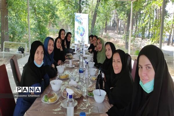 جلسه تجلیل از مراقبین سلامت ناحیه یک شهر ری