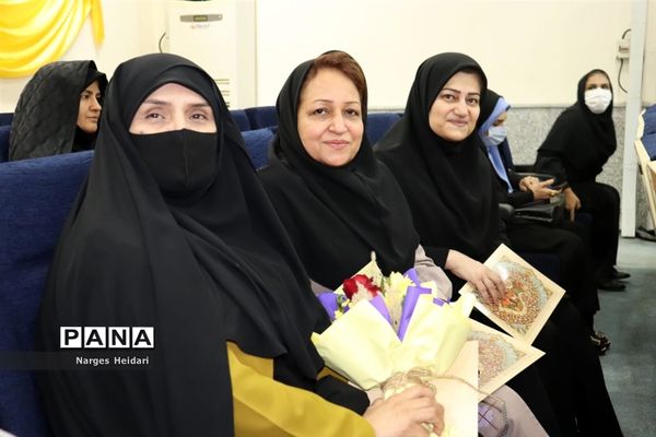 آیین گرامیداشت مقام شامخ معلم در امیدیه