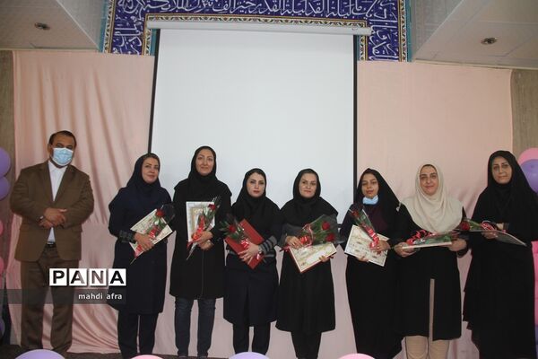 آیین تجلیل از معلمان برگزیده شهرستان بهبهان