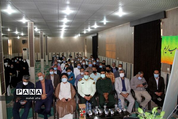 آیین تجلیل از معلمان برگزیده شهرستان بهبهان