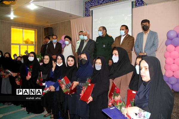آیین تجلیل از معلمان برگزیده شهرستان بهبهان