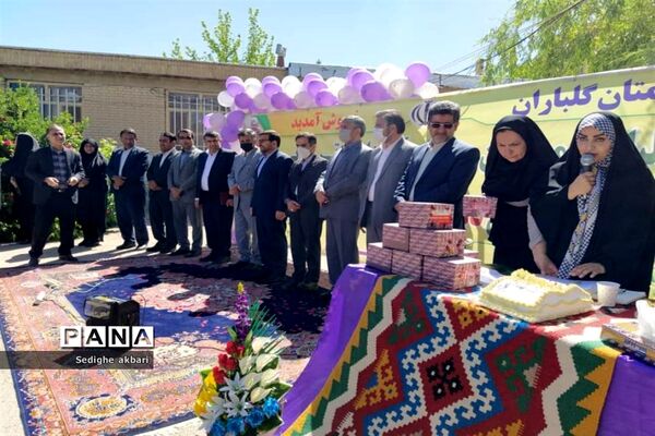 تجلیل از معلمان و دانش‌آموزان برتر دبیرستان دخترانه نمونه الزهرا یاسوج